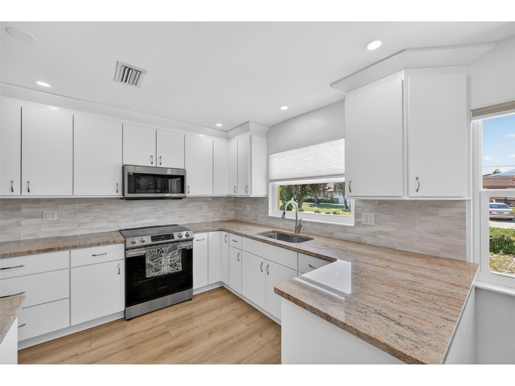 209 Westwinds Drive Palm Harbor FL 34683 TB8499622 image15