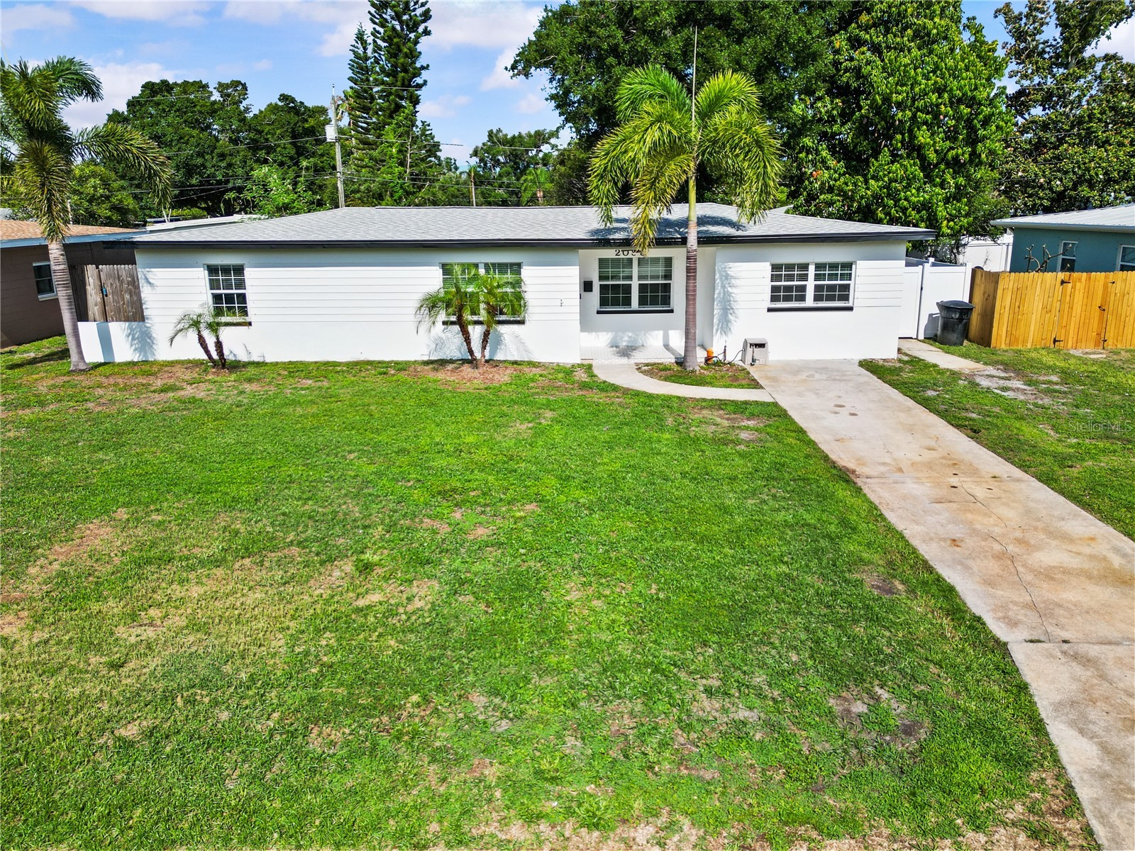 2090 75th Street N Saint Petersburg FL 33710 TB8515343 image1