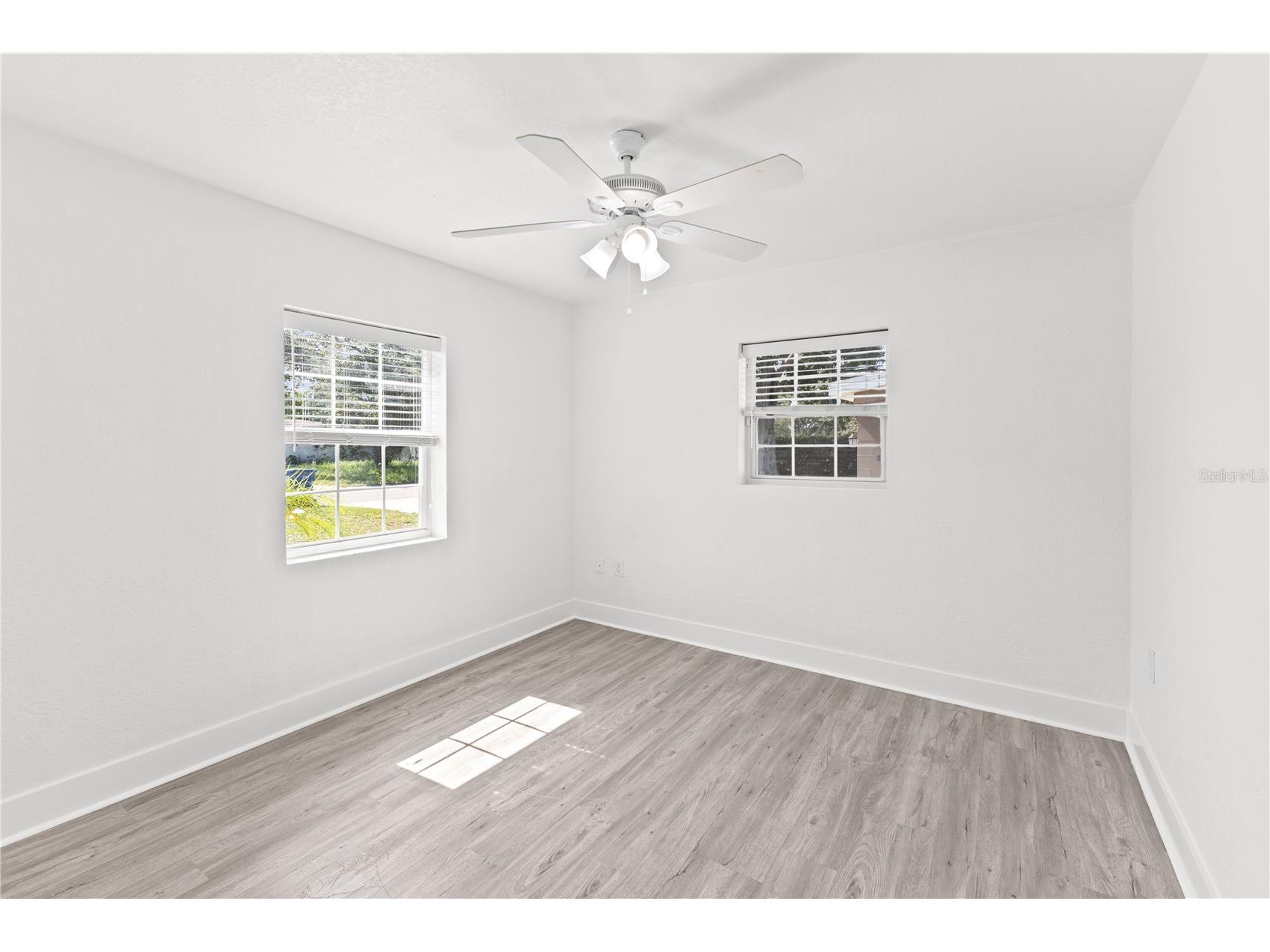 2090 75th Street N Saint Petersburg FL 33710 TB8515343 image17