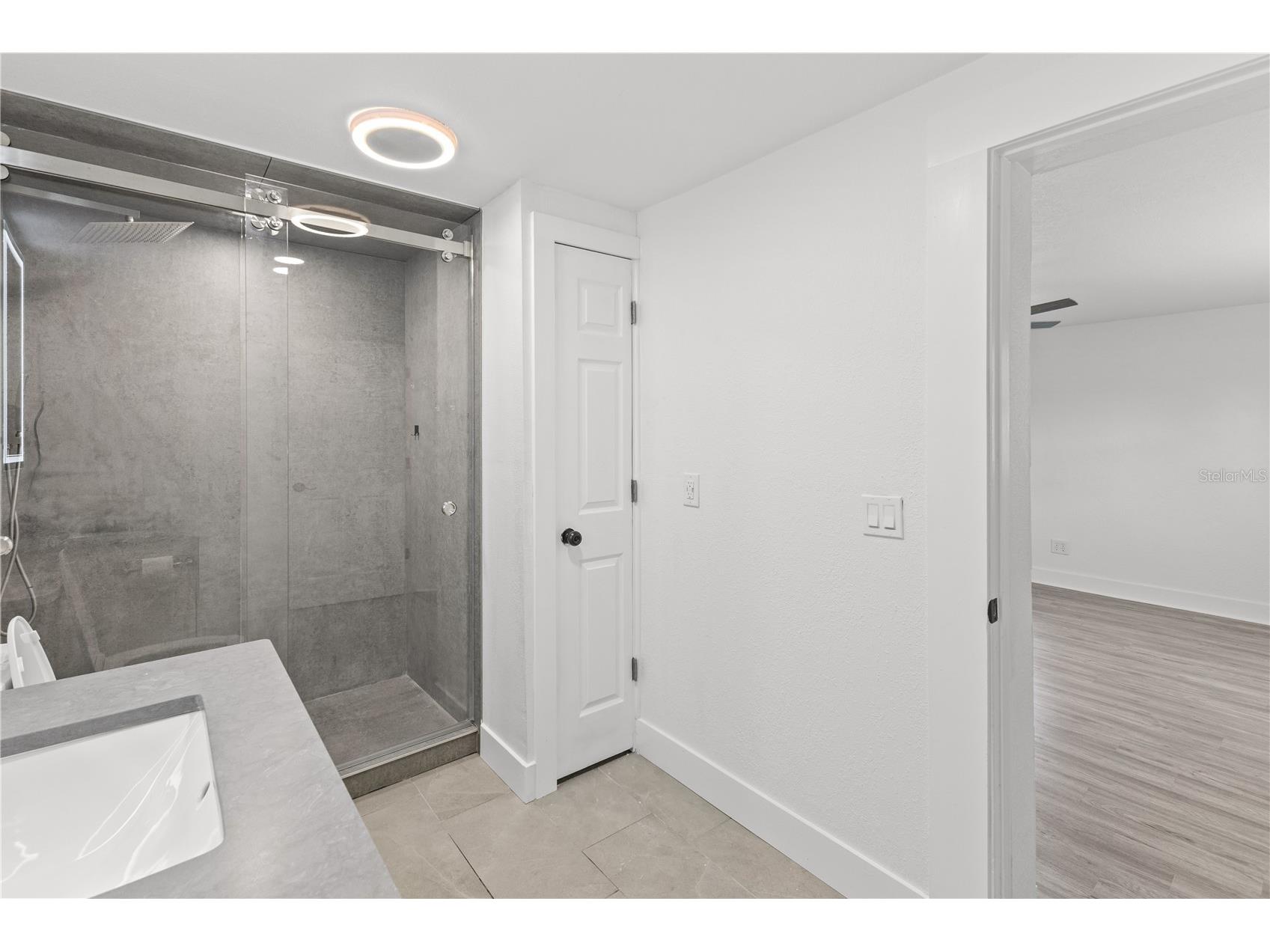 2090 75th Street N Saint Petersburg FL 33710 TB8515343 image25