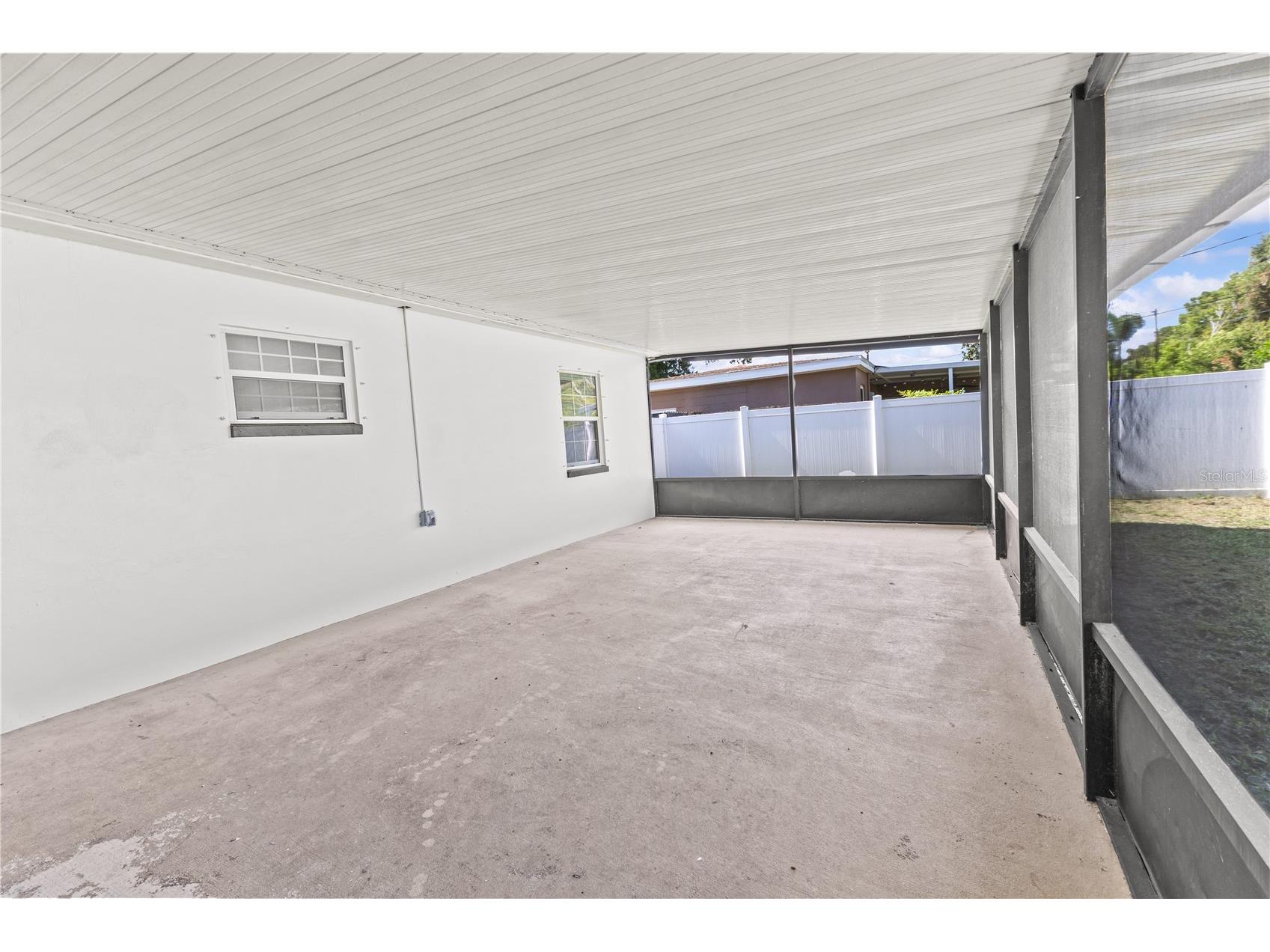 2090 75th Street N Saint Petersburg FL 33710 TB8515343 image28