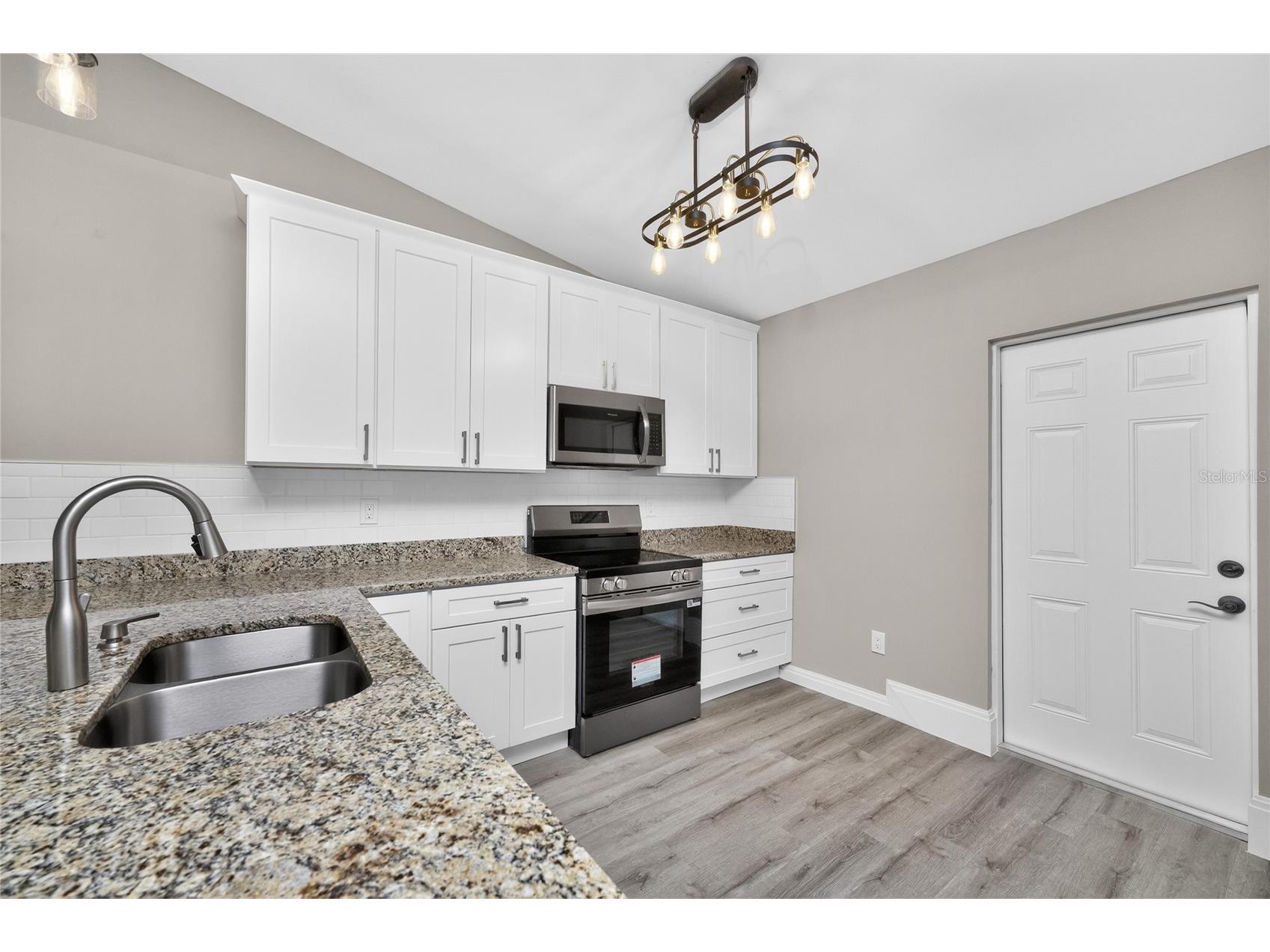 2090 Como Street Port Charlotte FL 33948 C7523694 image24