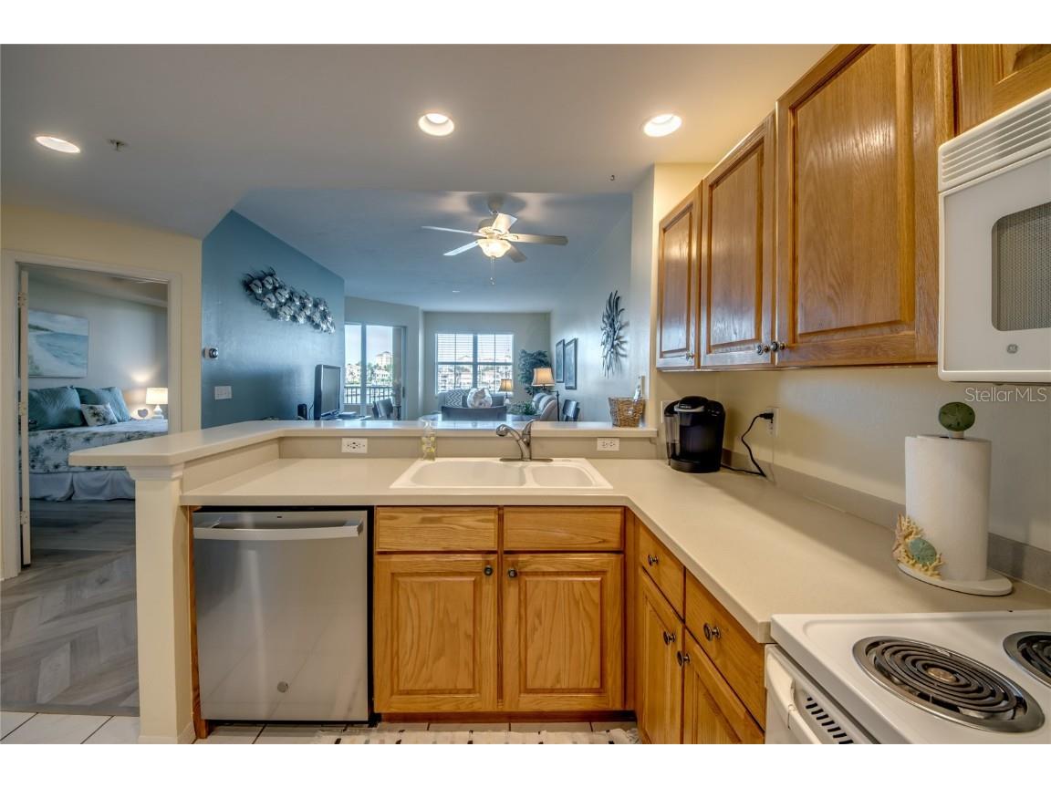 2090 Matecumbe Key Road #1202 Punta Gorda FL 33955 C7512021 image5