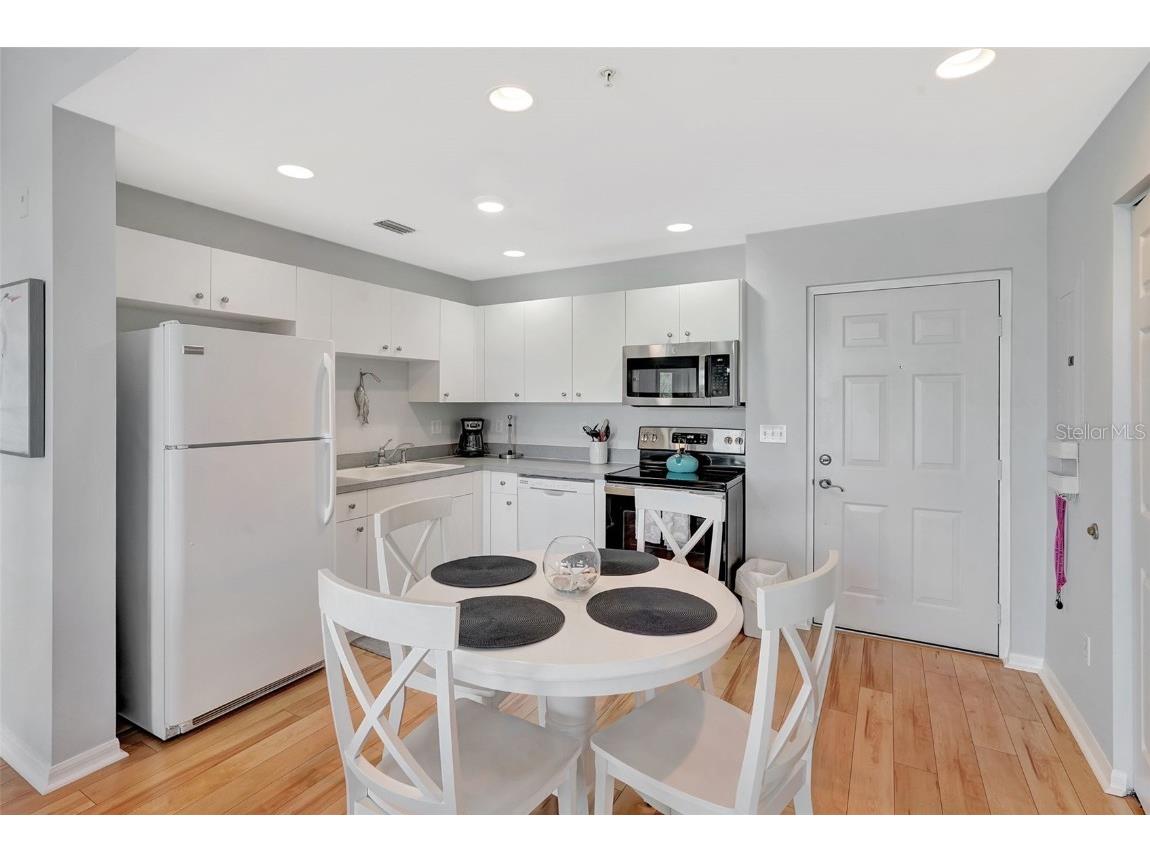 2090 Matecumbe Key Road #1207 Punta Gorda FL 33955 C7516631 image8