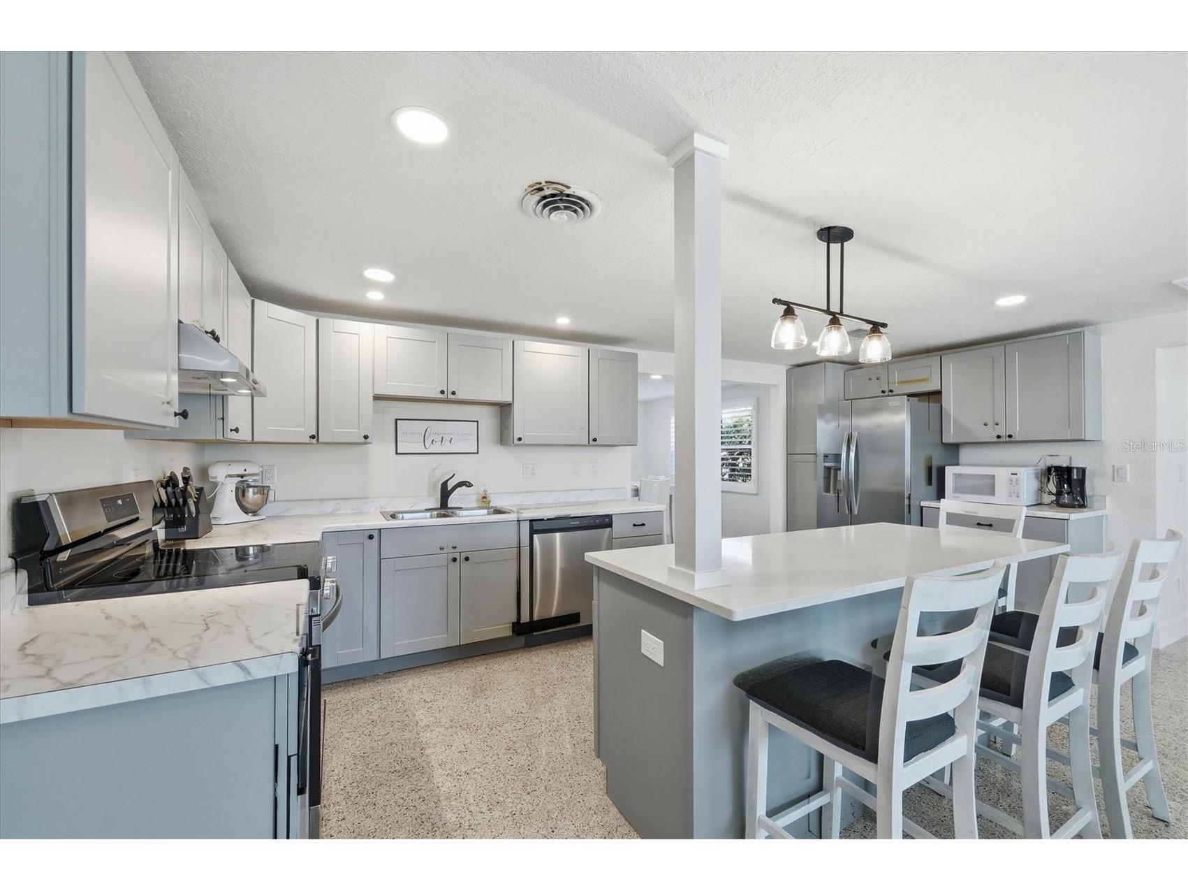 2090 Pennsylvania Avenue Englewood FL 34224 D6145743 image5