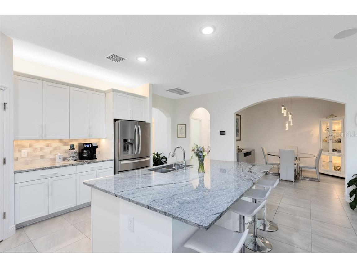 2090 Standing Rock Circle Oakland FL 34787 O6335263 image5