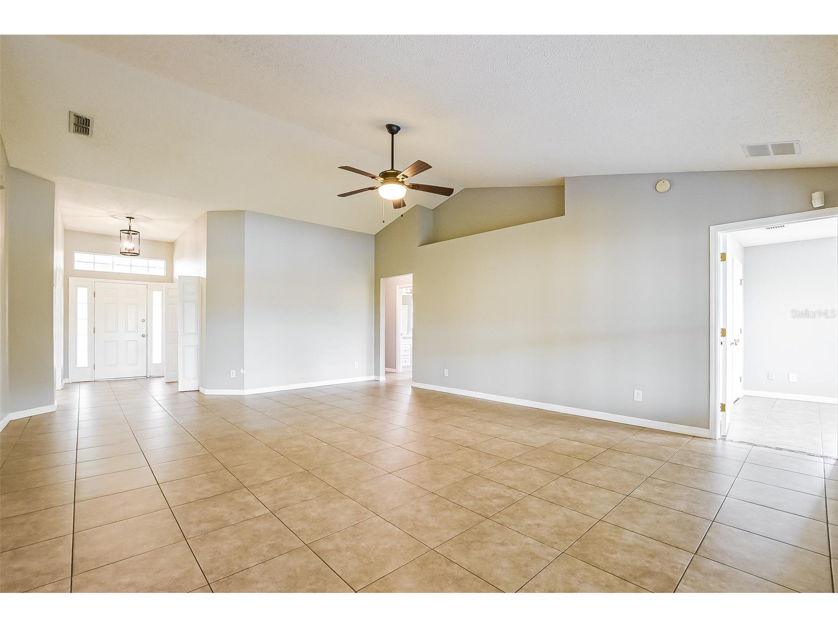 2091 Fawn Meadow Circle Saint Cloud FL 34772 TB8508943 image2