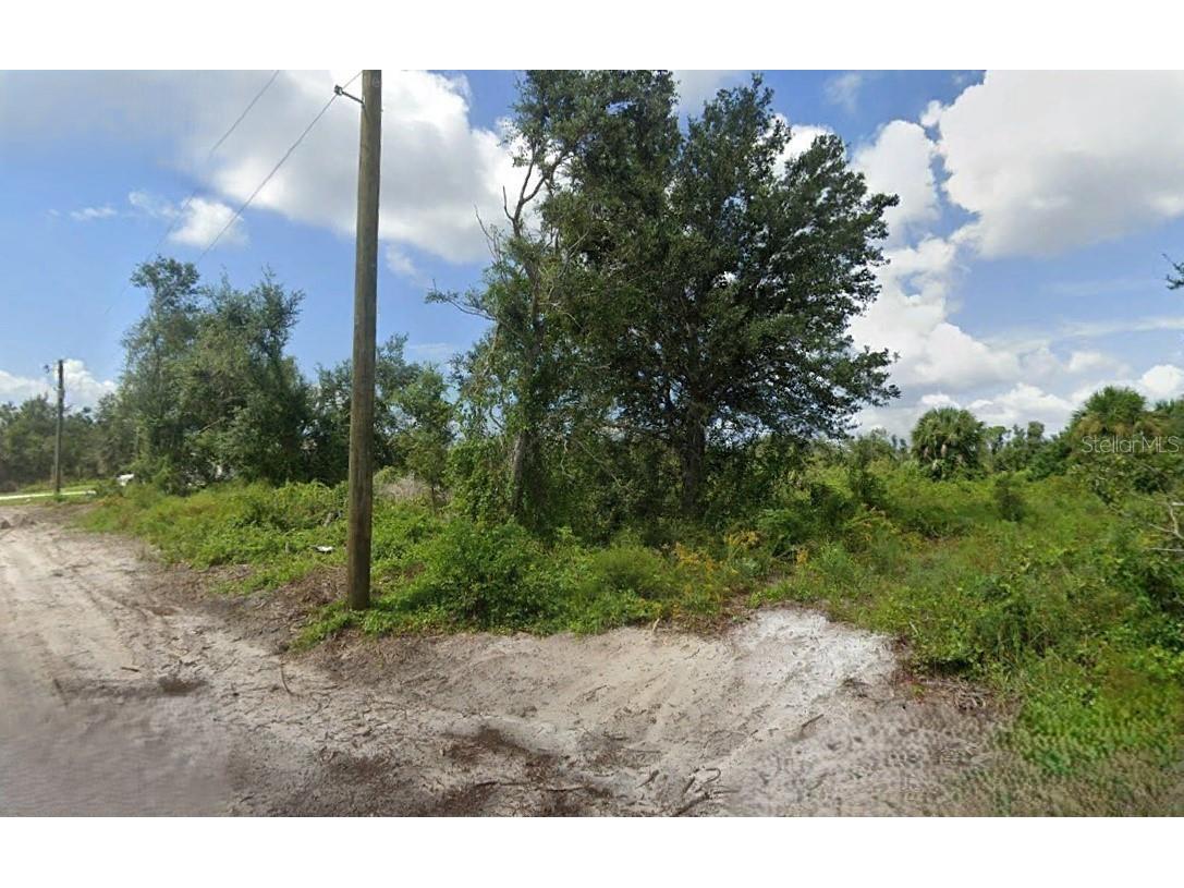 2091 Flagstaff Drive Punta Gorda FL 33983 O6252446 image1