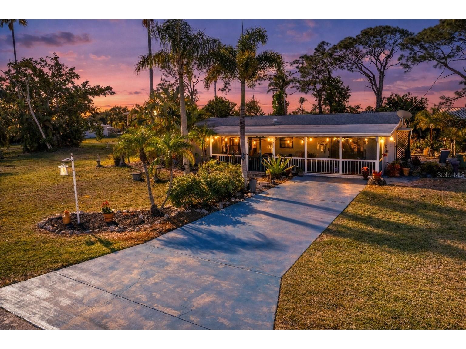 2091 Oyster Creek Drive Englewood FL 34224 D6145920 image1