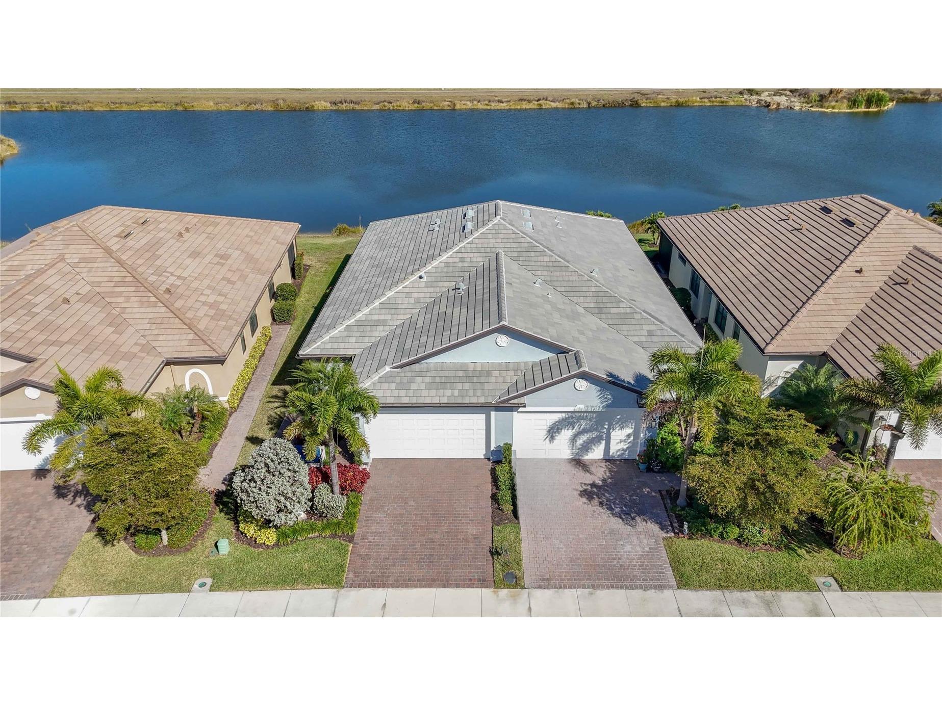 20918 Fetterbush Place Venice FL 34293 A4677237 image1