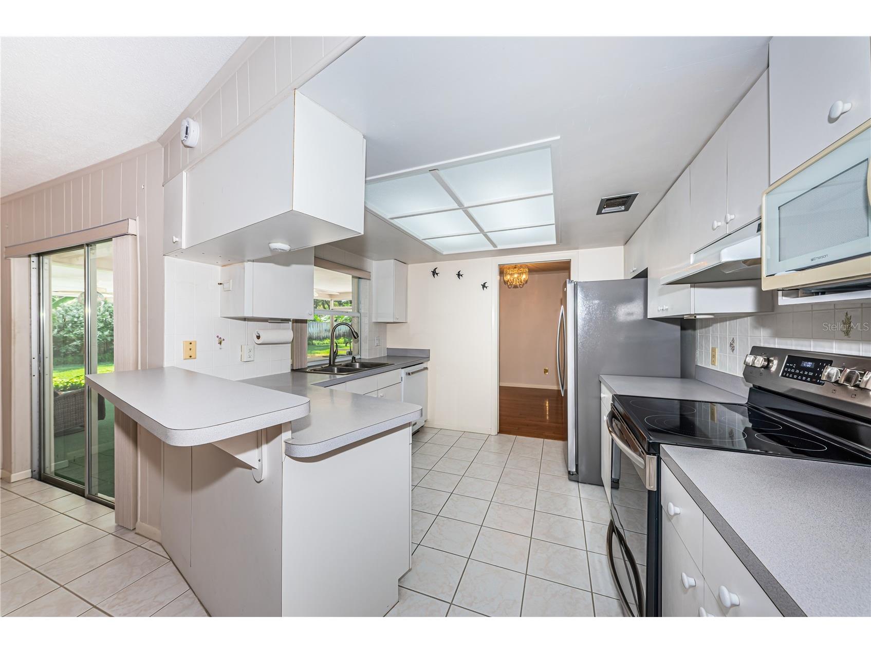 2093 Ashbury Drive Clearwater FL 33764 TB8516304 image11