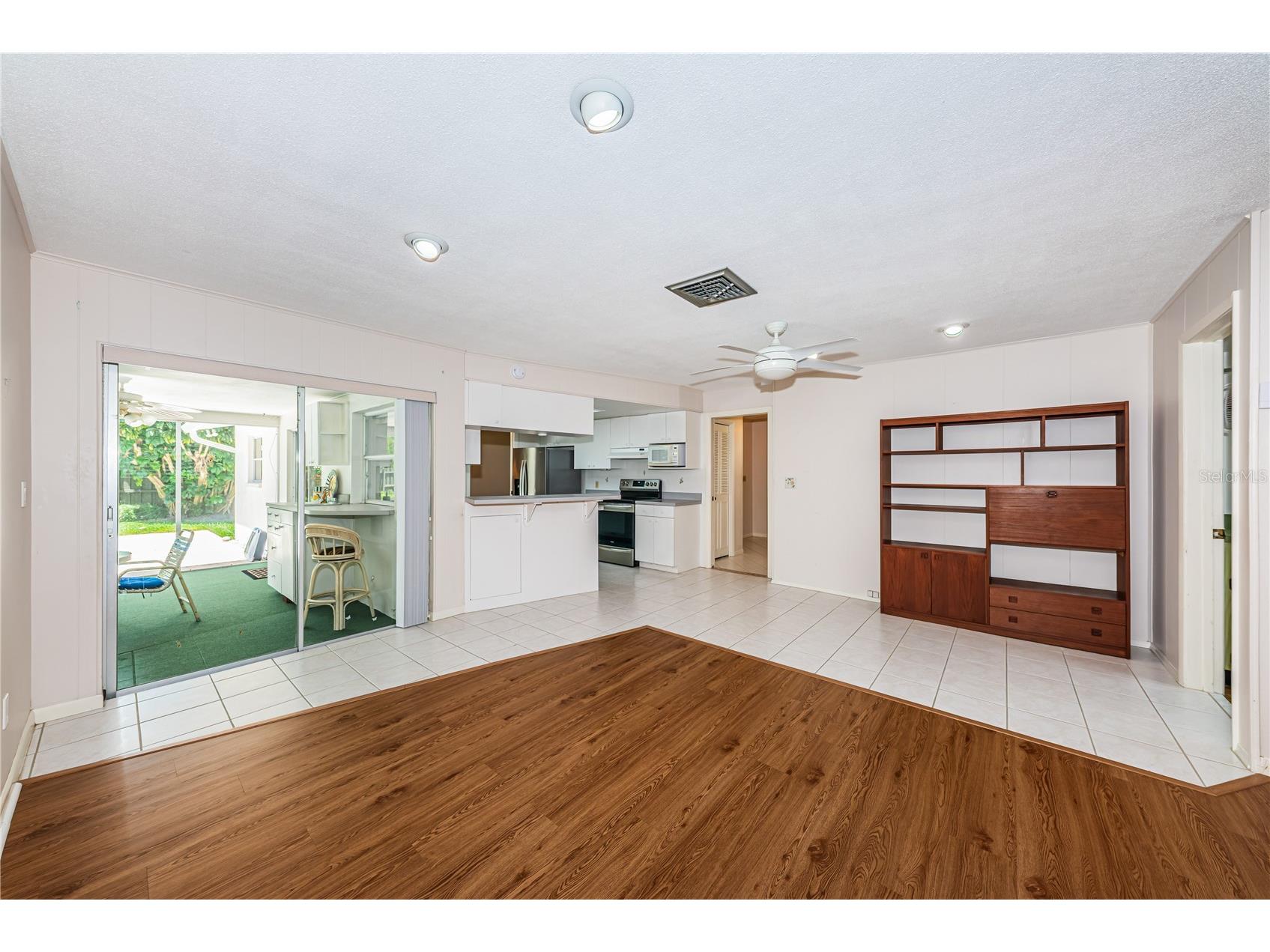 2093 Ashbury Drive Clearwater FL 33764 TB8516304 image37