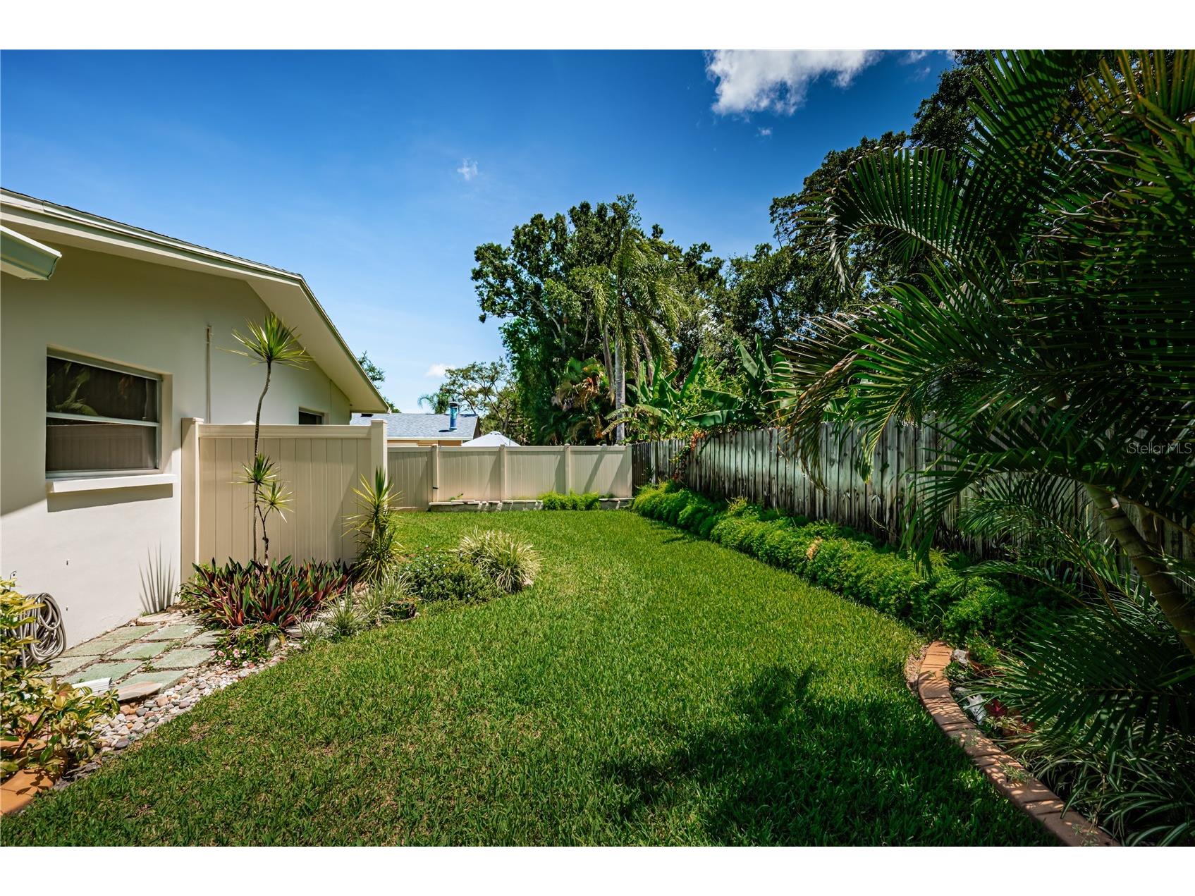 2093 Ashbury Drive Clearwater FL 33764 TB8516304 image46