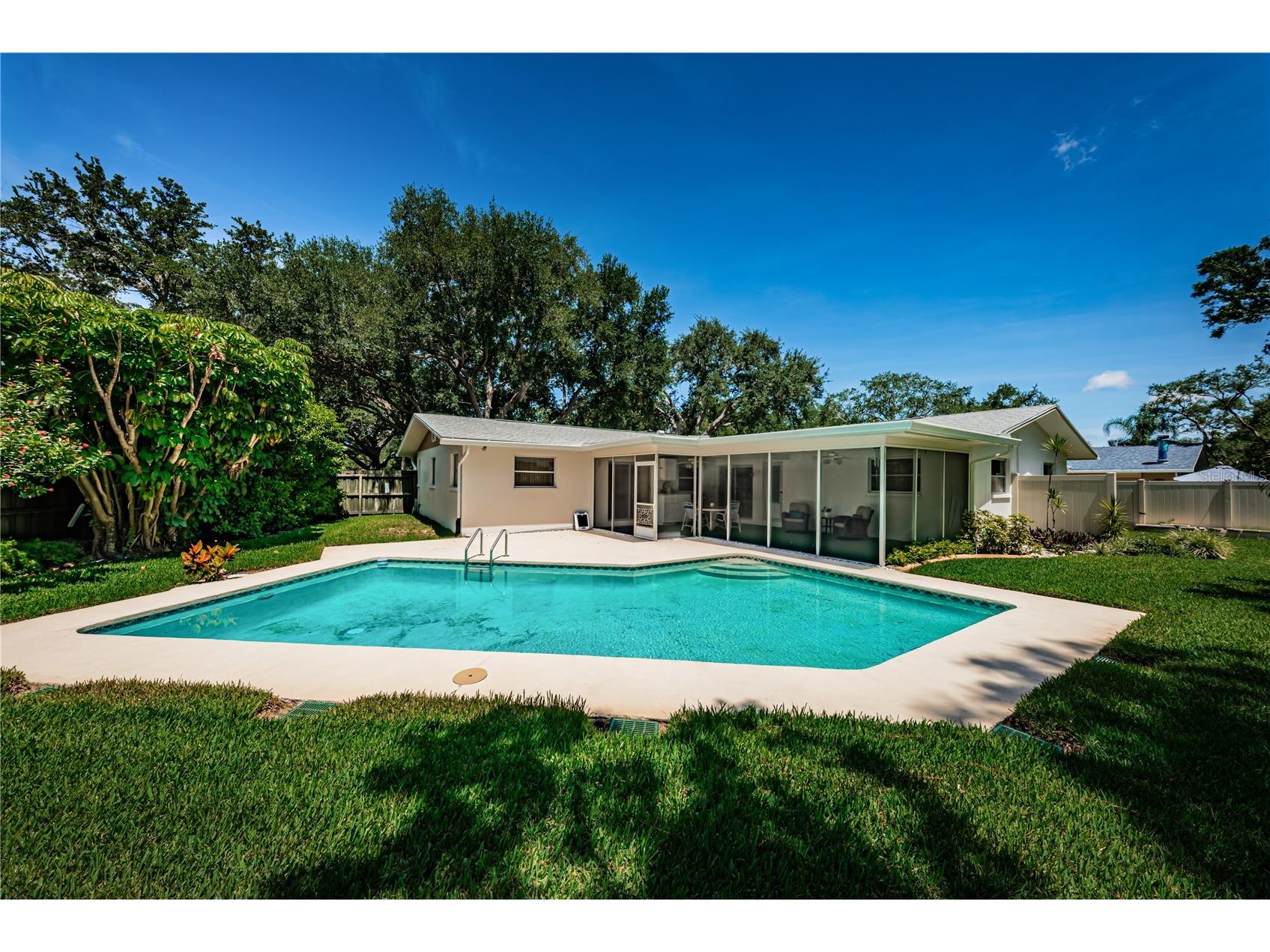 2093 Ashbury Drive Clearwater FL 33764 TB8516304 image48