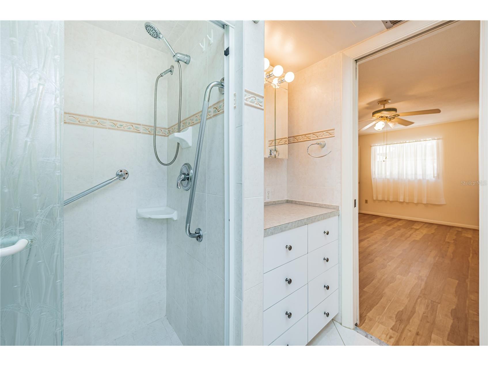 2093 Ashbury Drive Clearwater FL 33764 TB8516304 image6