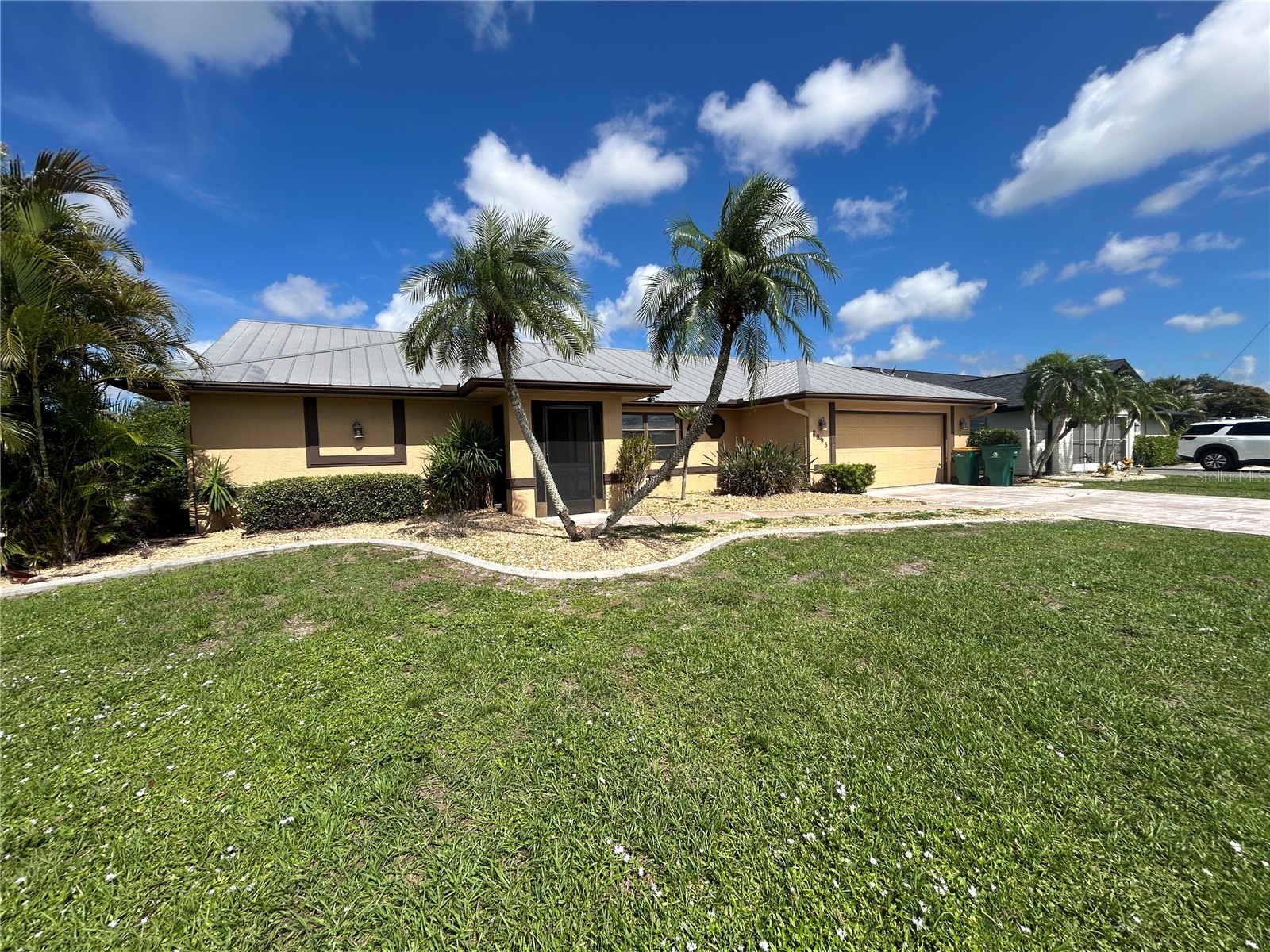 2093 Rio De Janeiro Avenue Punta Gorda FL 33983 C7528073 image1