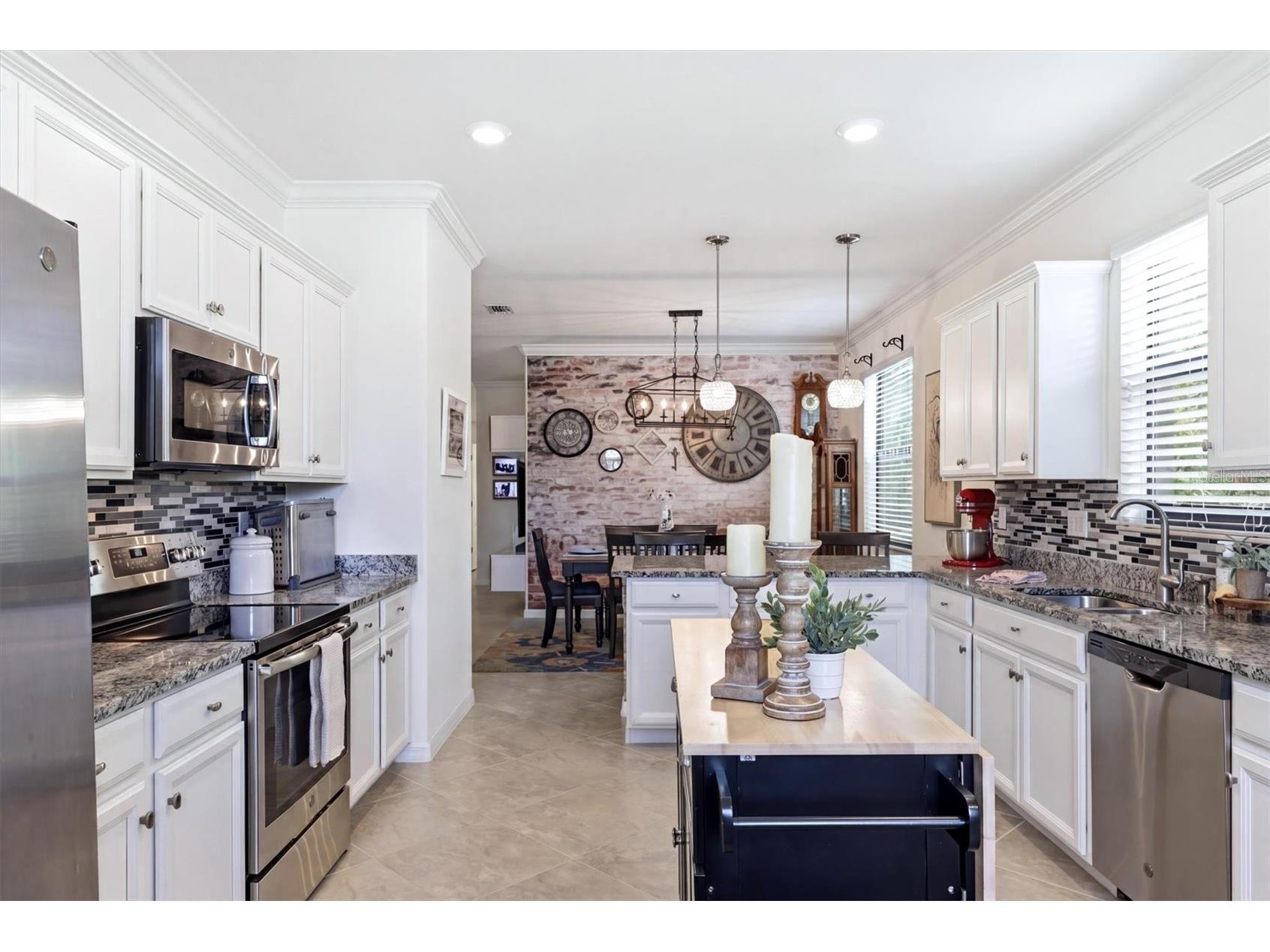 20930 Valore Court Venice FL 34293 N6144149 image16