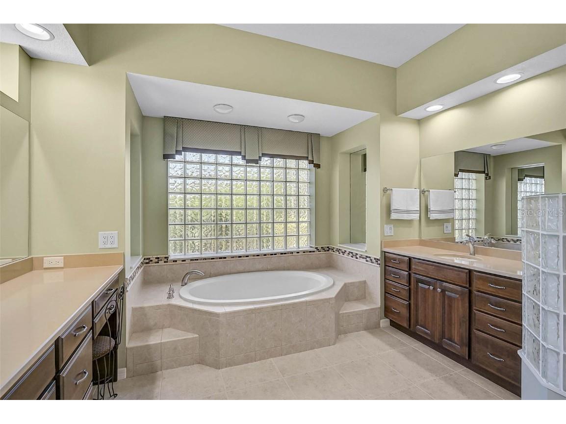 2094 Sandhill Lane Nokomis FL 34275 A4669292 image26