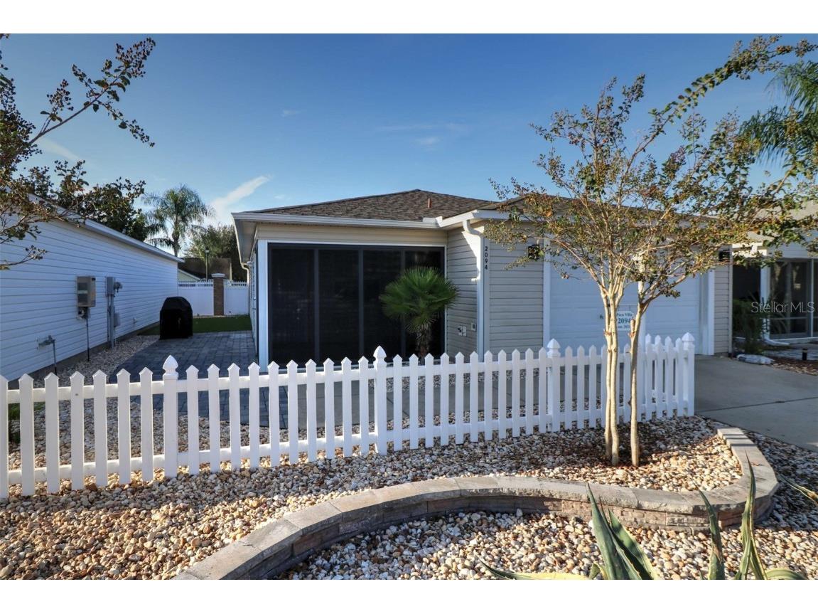 2094 Thornton Terrace The Villages FL 32162 G5074191 image1