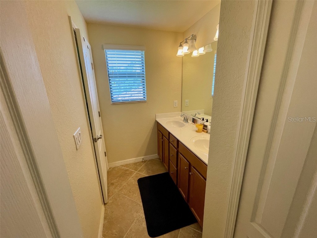 20940 Valore Court Venice FL 34293 A4656797 image26