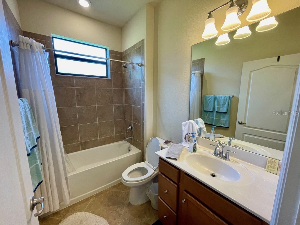 20940 Valore Court Venice FL 34293 A4656797 image27