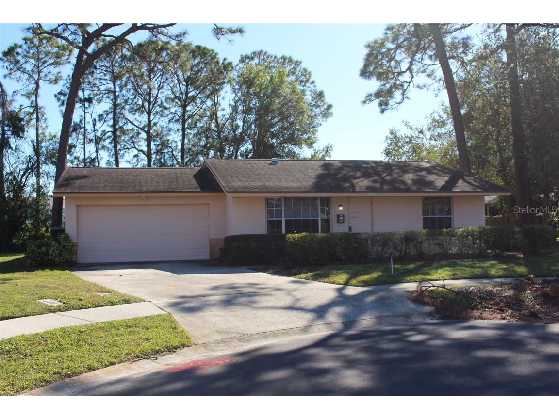 2095 59th Street N Clearwater FL 33760 TB8324960 image1