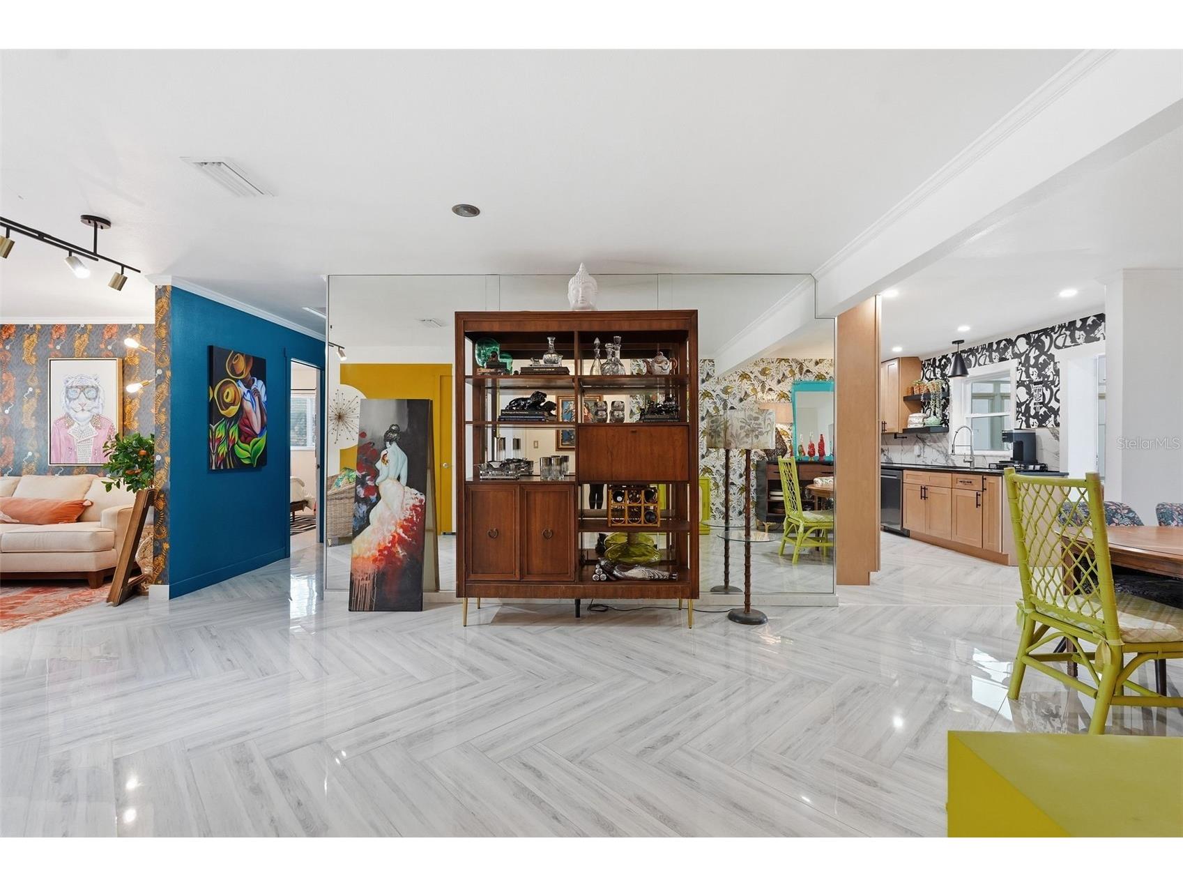 2095 Dolphin Boulevard S Saint Petersburg FL 33707 TB8508870 image8