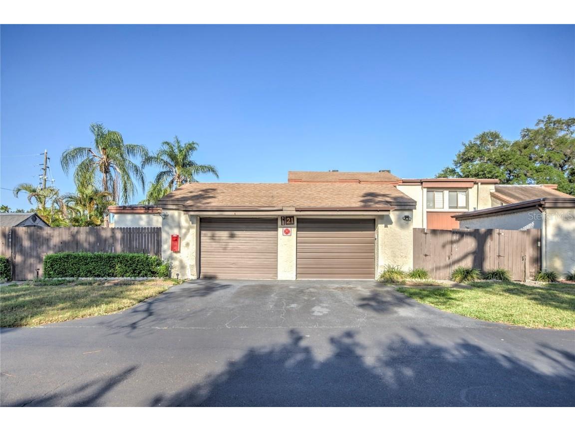 2095 Sunset Point Road #2102 Clearwater FL 33765 U8195897 image1