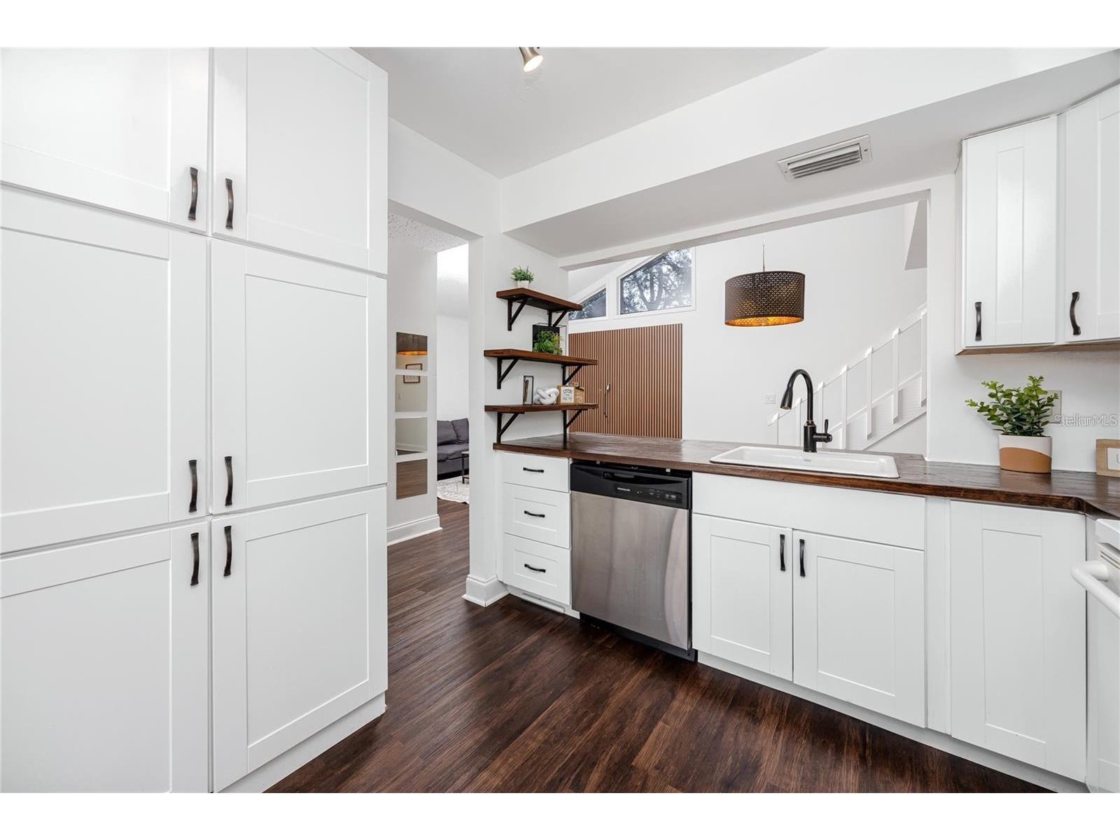 2095 Sunset Point Road #2504 Clearwater FL 33765 TB8481240 image14