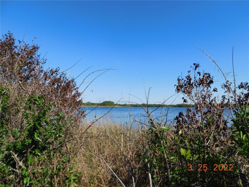 2096 Harbour Drive Punta Gorda FL 33983 - WHIDDEN BAY OR BAY HARBOUR C7472958 image1