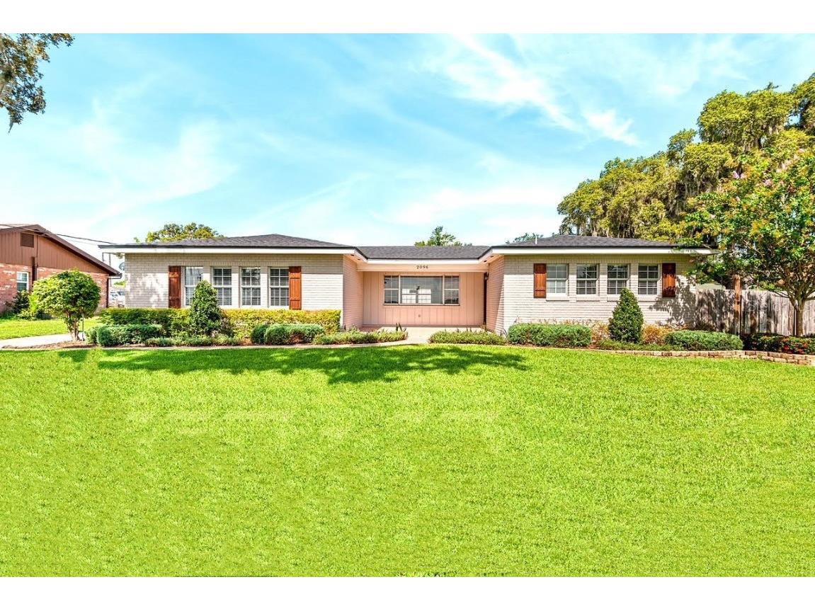 2096 Lake Ariana Boulevard Auburndale FL 33823 - LAKE ARIANA P4928106 image1