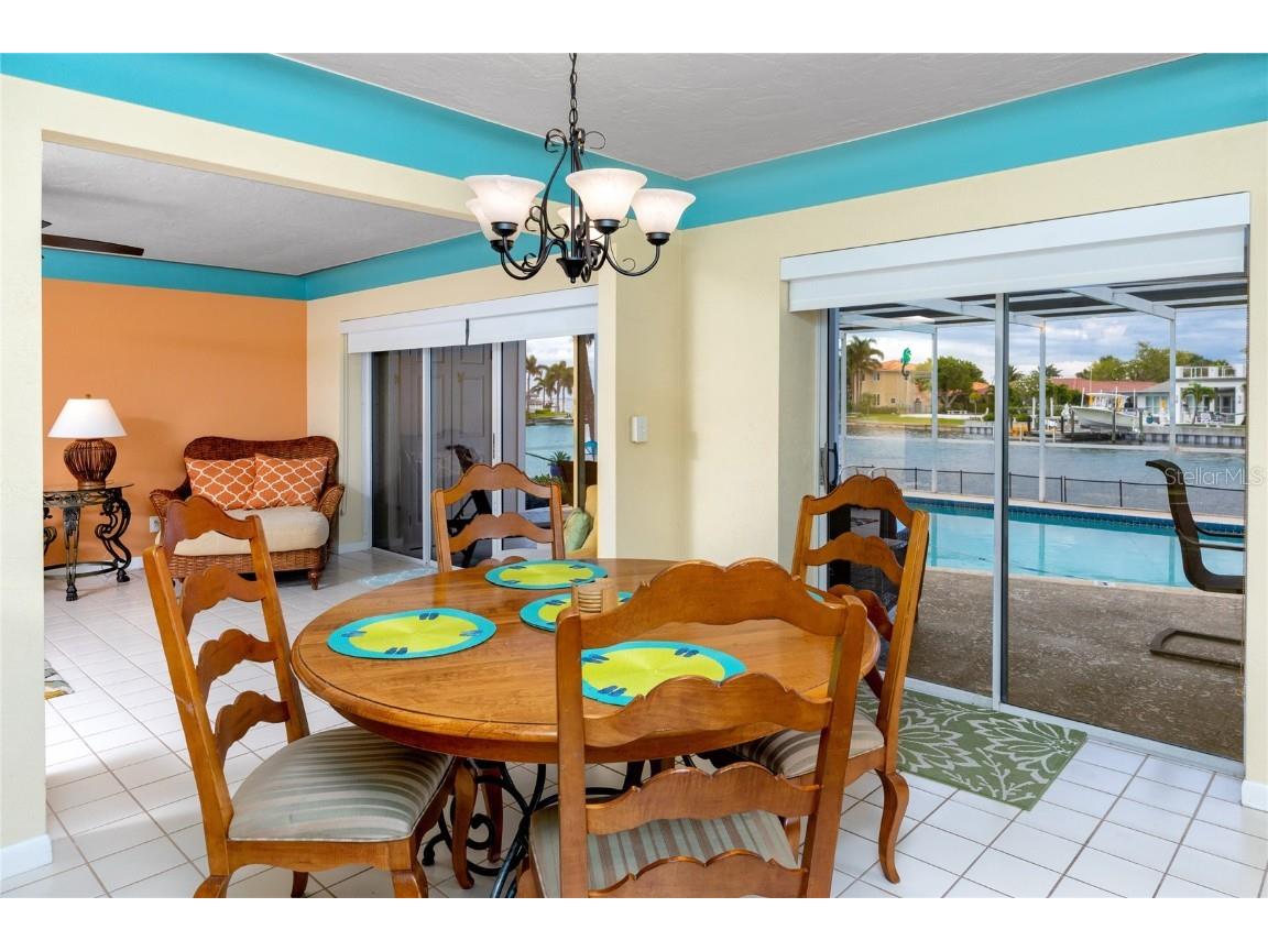 2096 Massachusetts Avenue NE Saint Petersburg FL 33703 - TAMPA BAY TB8392337 image13