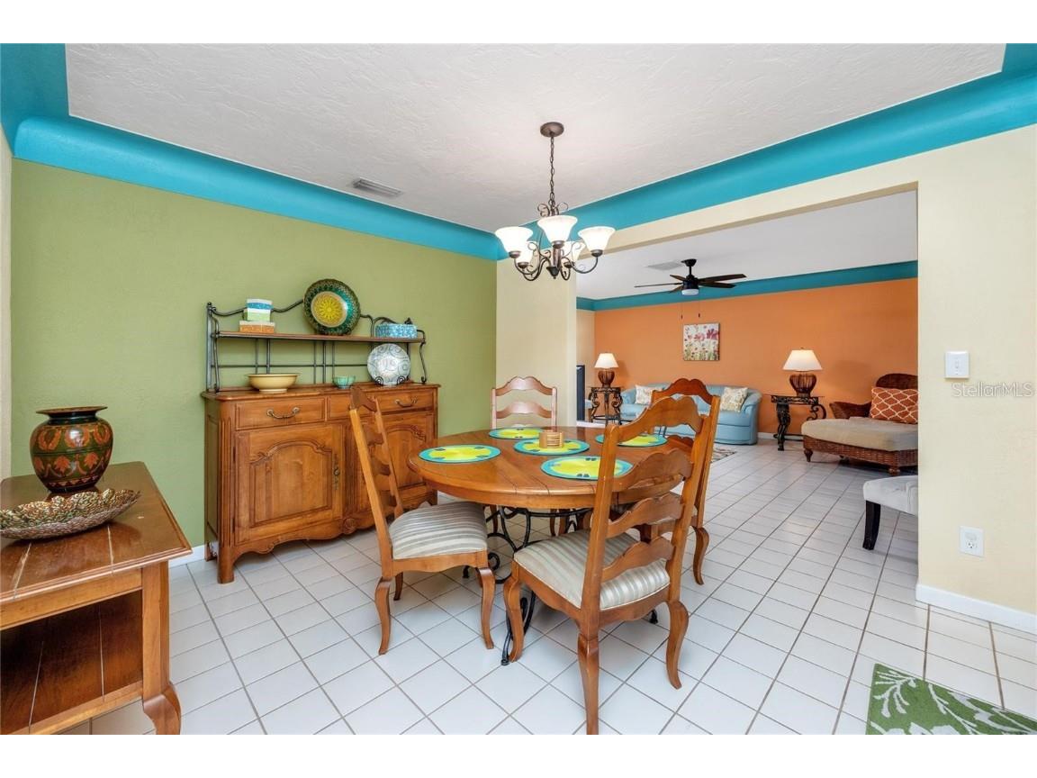 2096 Massachusetts Avenue NE Saint Petersburg FL 33703 - TAMPA BAY TB8405990 image13