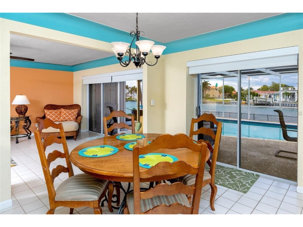 2096 Massachusetts Avenue NE Saint Petersburg FL 33703 - TAMPA BAY TB8405990 image14