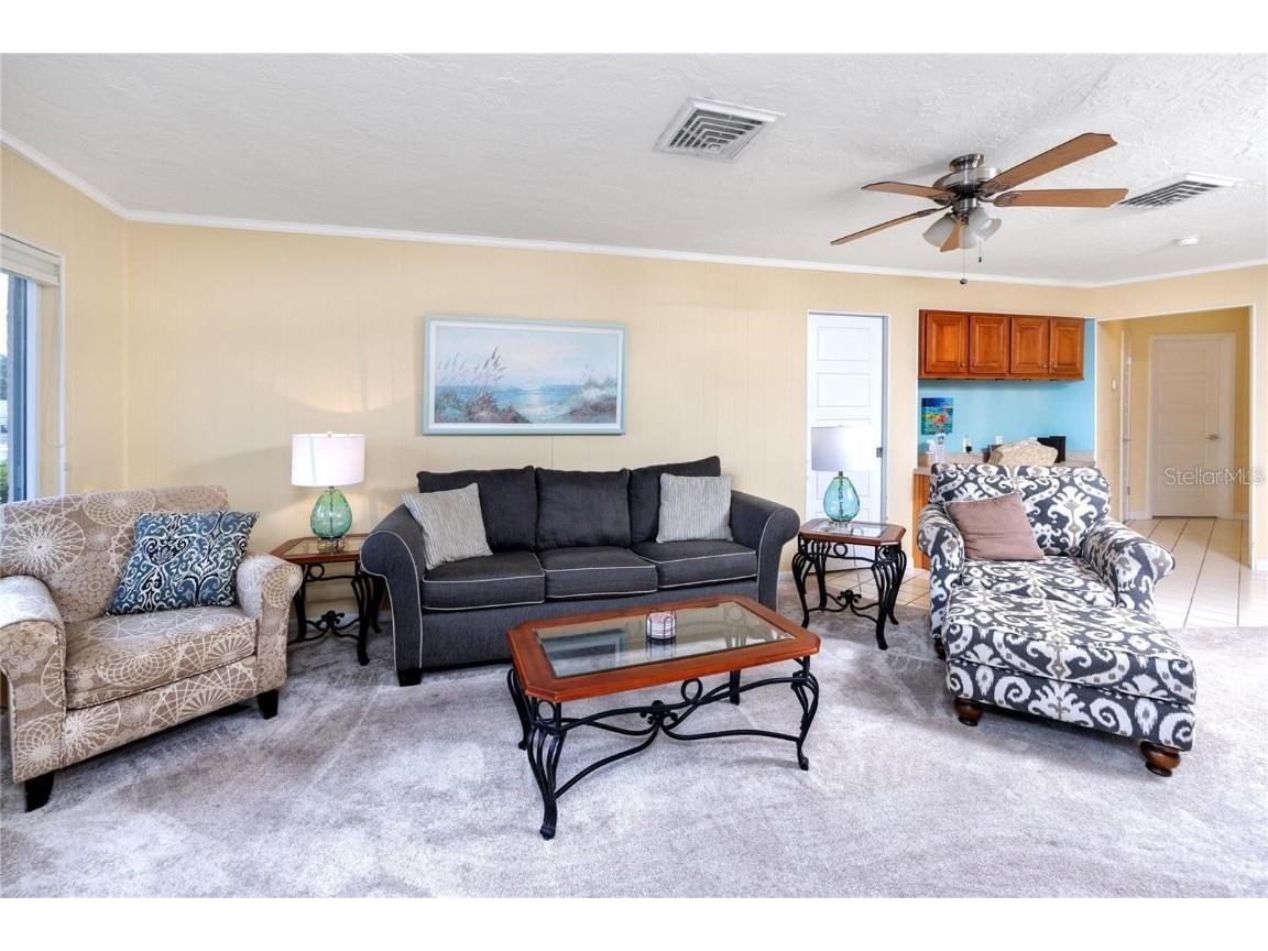 2096 Massachusetts Avenue NE Saint Petersburg FL 33703 - TAMPA BAY TB8405990 image20