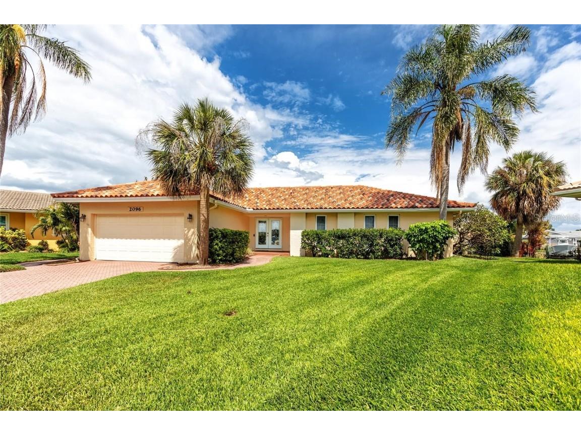 2096 Massachusetts Avenue NE Saint Petersburg FL 33703 - TAMPA BAY TB8405990 image3