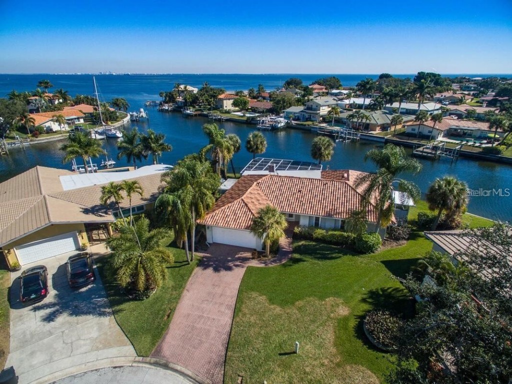 2096 Massachusetts Avenue NE Saint Petersburg FL 33703 - TAMPA BAY TB8405990 image46