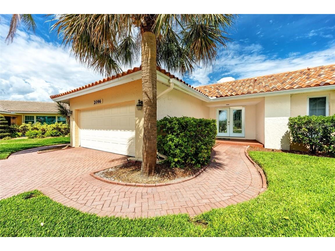 2096 Massachusetts Avenue NE Saint Petersburg FL 33703 - TAMPA BAY TB8405990 image5