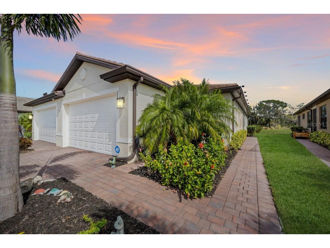 20960 Fetterbush Place Venice FL 34293 A4561728 image1