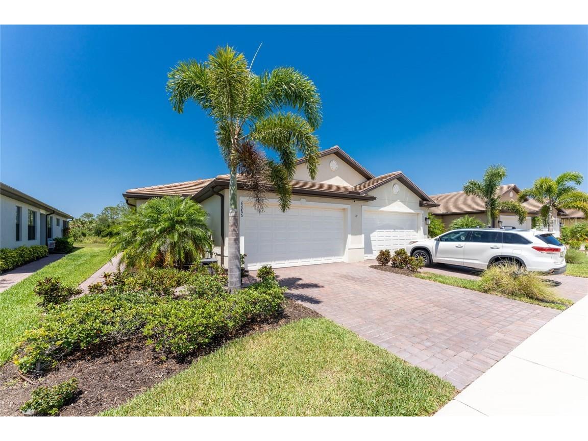 20966 Fetterbush Place Venice FL 34293 D6130596 image1
