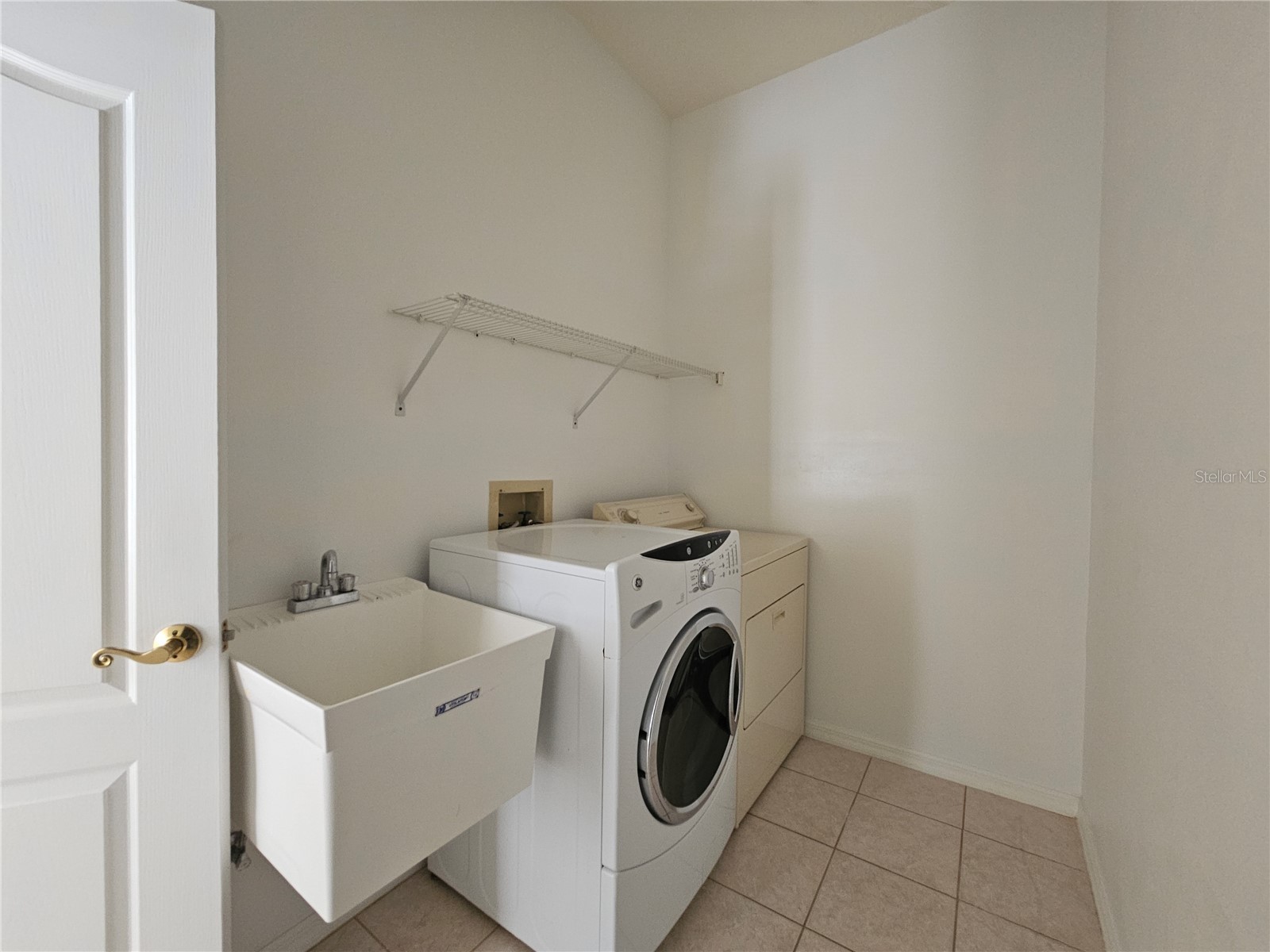 2097 Wasatch Drive Sarasota FL 34235 TB8498286 image16