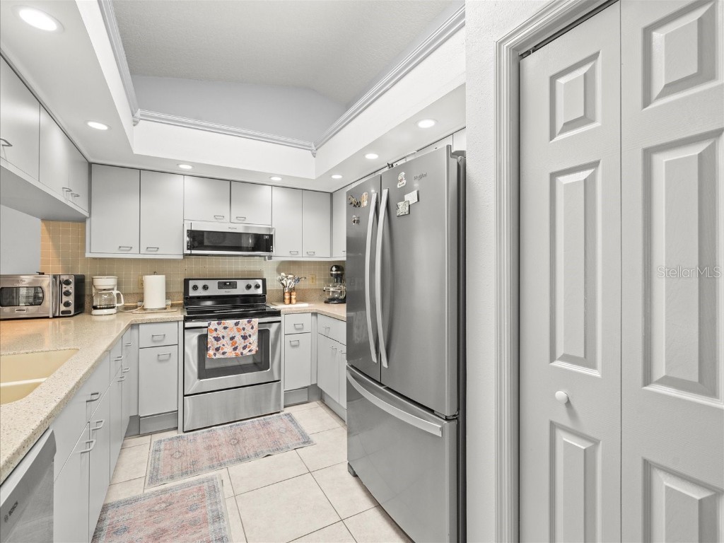 2097 Whitewood Avenue Spring Hill FL 34609 TB8432370 image7