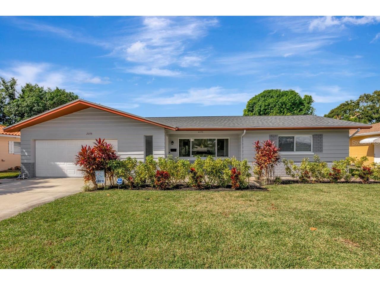 2098 35th Street N Saint Petersburg FL 33713 - HARSHAW LAKE 2 TB8438680 image1