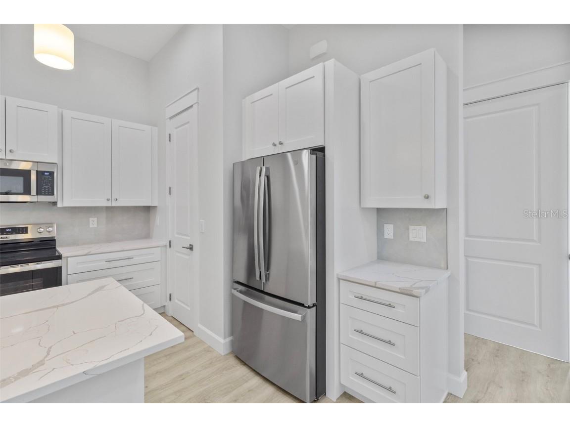 2098 Manheim Avenue North Port FL 34286 C7518708 image17