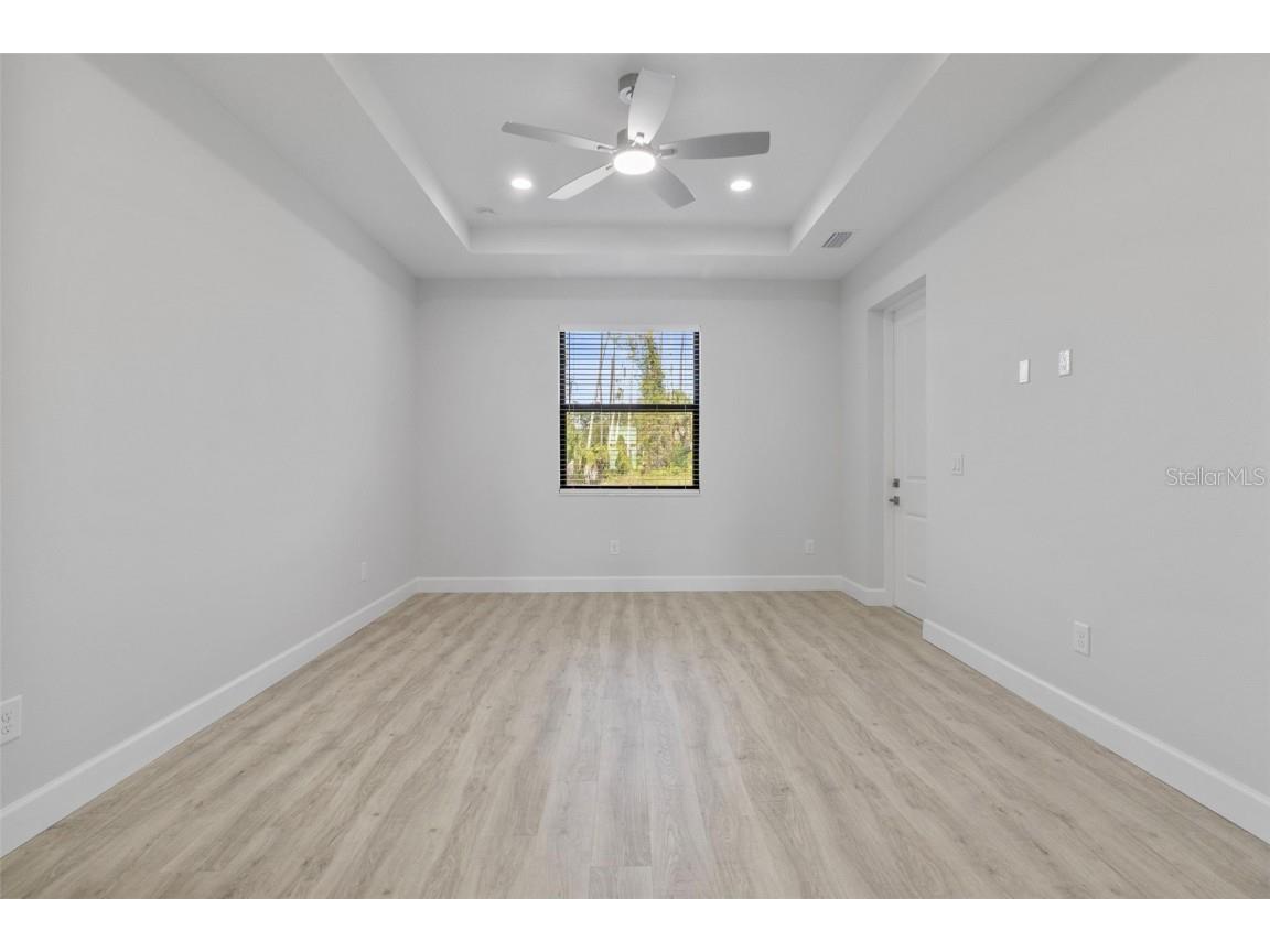 2098 Manheim Avenue North Port FL 34286 C7518708 image18