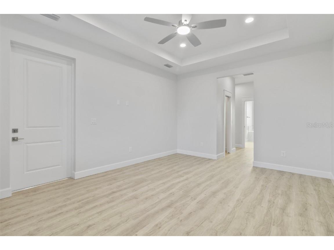 2098 Manheim Avenue North Port FL 34286 C7518708 image20