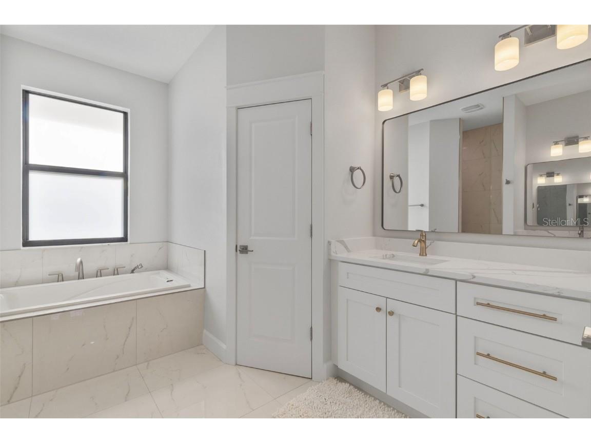 2098 Manheim Avenue North Port FL 34286 C7518708 image26