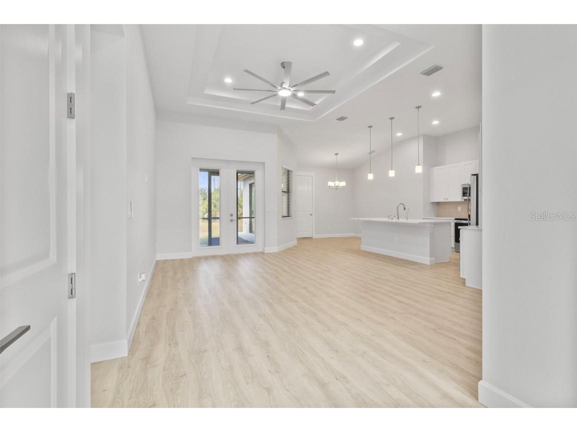 2098 Manheim Avenue North Port FL 34286 C7518708 image3