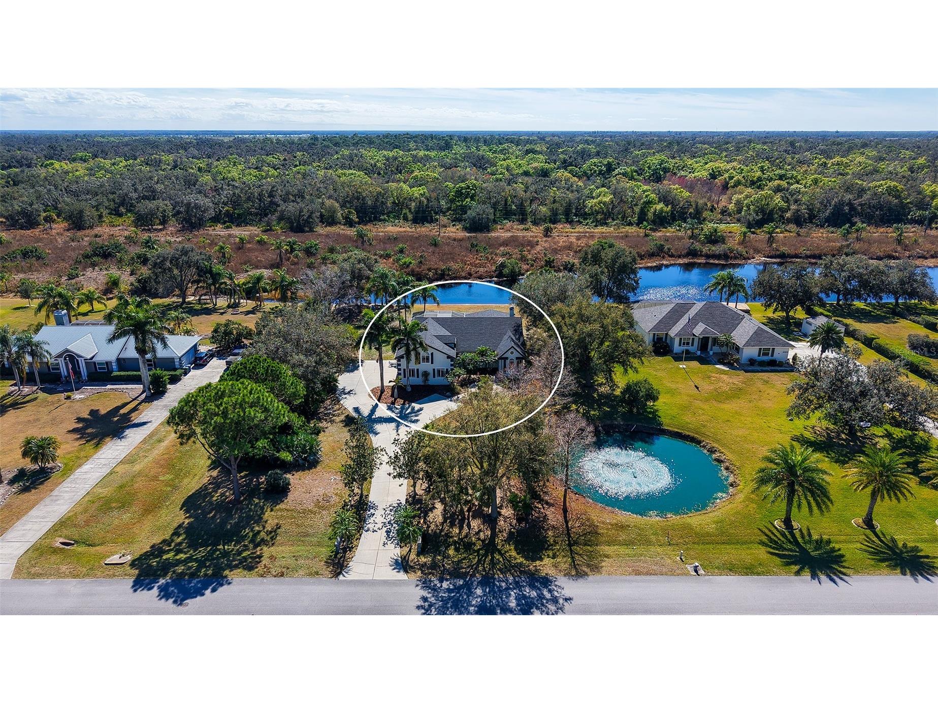 2098 Palm View Road Sarasota FL 34240 A4680898 image1