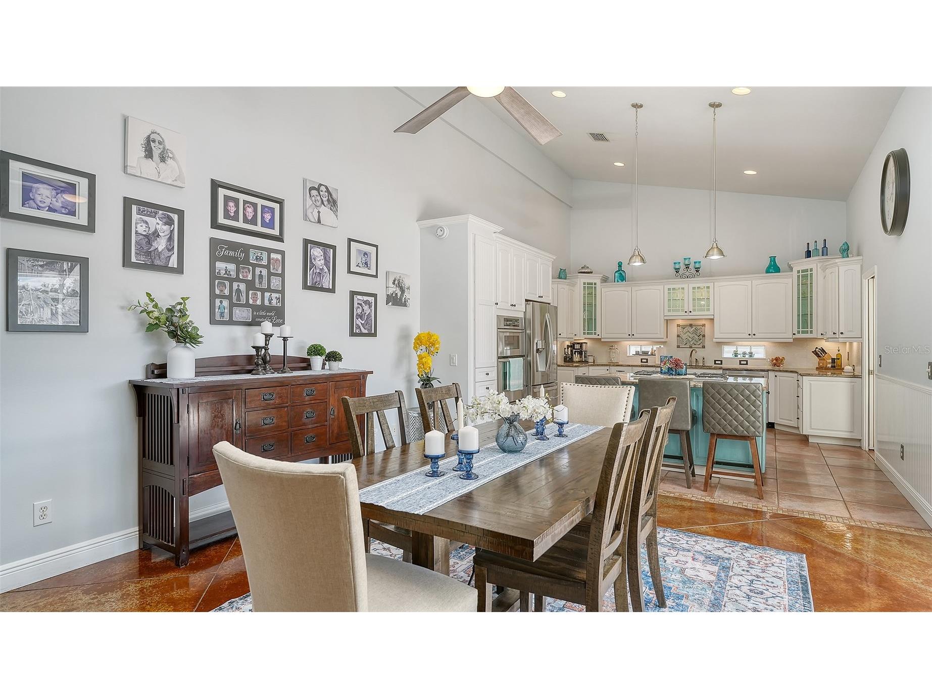 2098 Palm View Road Sarasota FL 34240 A4680898 image16